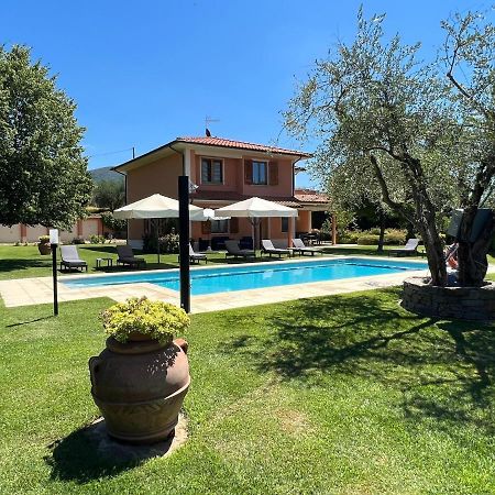 Belvilla By Oyo Villa A Loro Ciuffenna Buitenkant foto