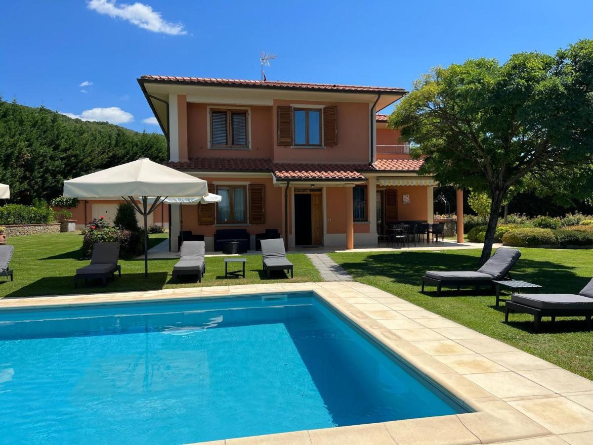 Belvilla By Oyo Villa A Loro Ciuffenna Buitenkant foto